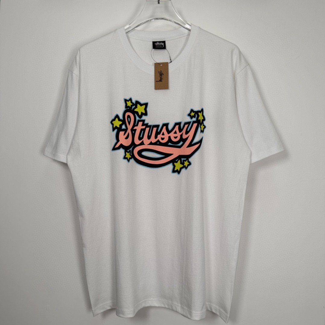 Stussy SS23 Hawaii Trip 系列纯色星星 Logo 印花 白色 短袖 圆领 套头 T 恤 夏季 男女同款 1904967