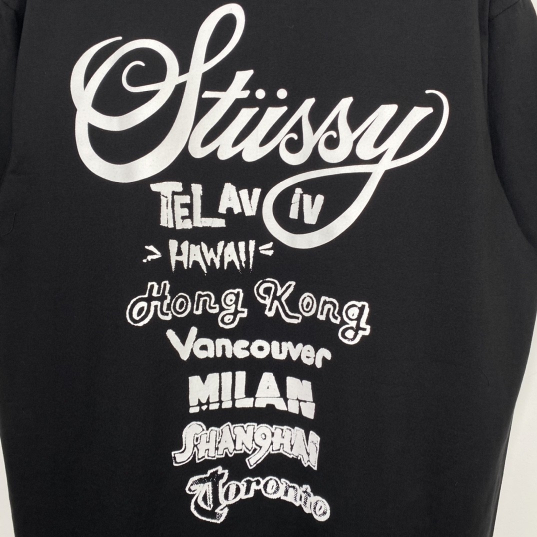 Stussy 世界巡游系列 SS23 字母印花 黑色 短袖 圆领 套头 T 恤 夏季 男女同款 1904877