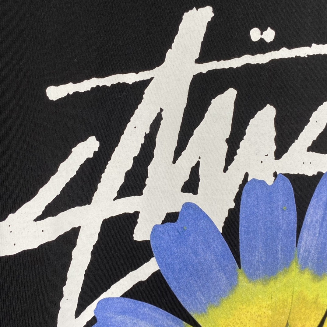 Stussy FW22 Itp Flower Tee 雏菊印花圆领 黑色 短袖 圆领 套头 T 恤 夏季 男女同款 