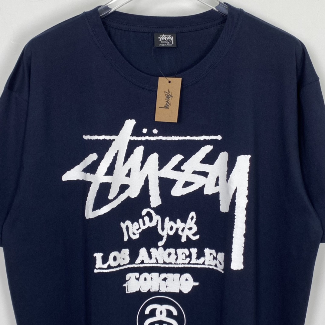 Stussy 世界巡游系列 SS23 字母印花 深蓝色 短袖 圆领 套头 T 恤 夏季 男女同款 1904877