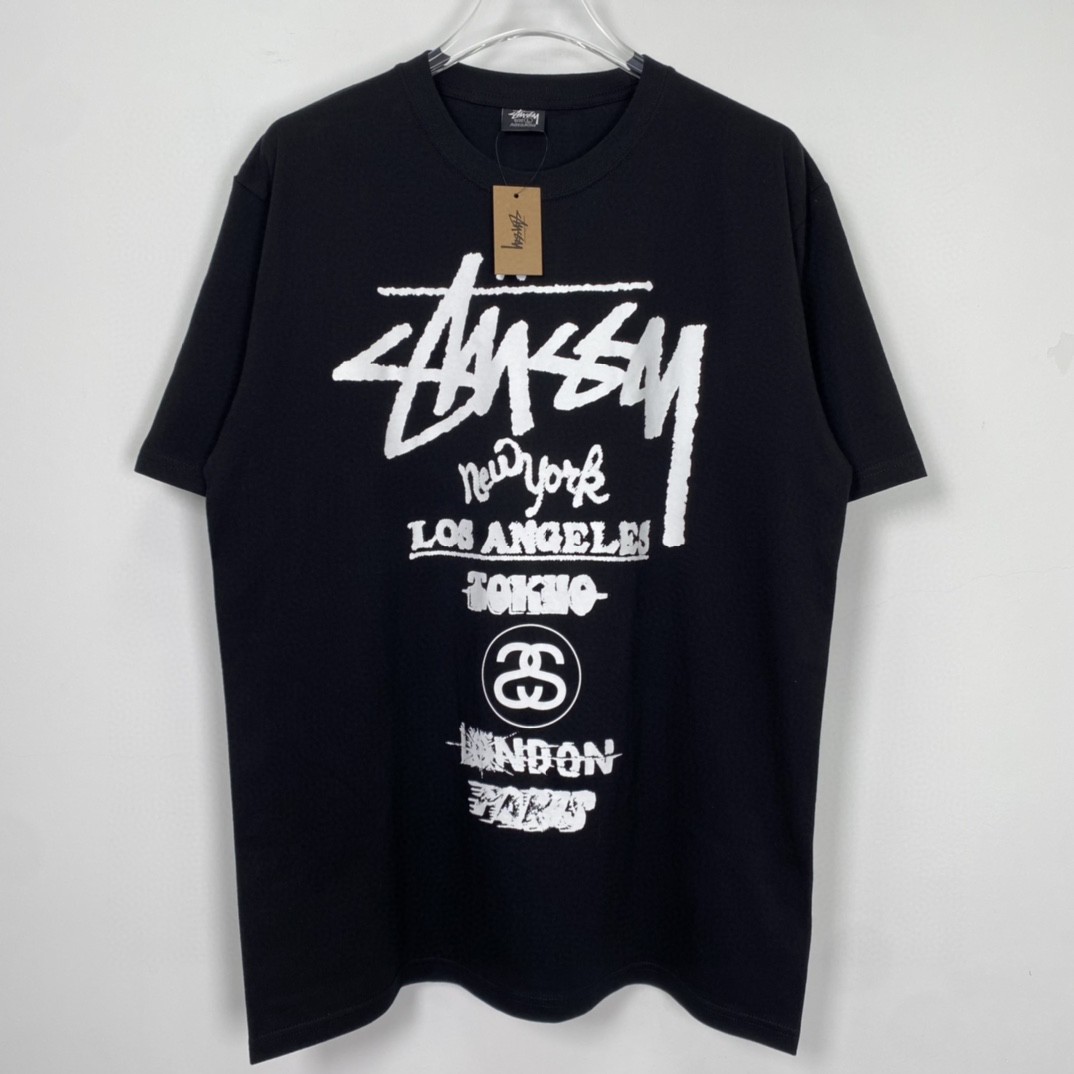 Stussy 世界巡游系列 SS23 字母印花 黑色 短袖 圆领 套头 T 恤 夏季 男女同款 1904877