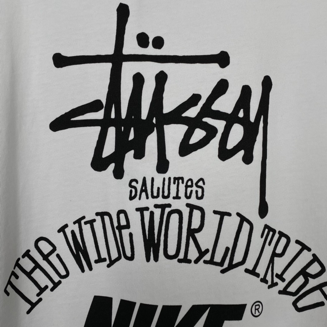 Nike stussy SS23经典字母图案印花 白色 短袖 圆领 套头 T 恤 夏季 男女同款 DV1775-100