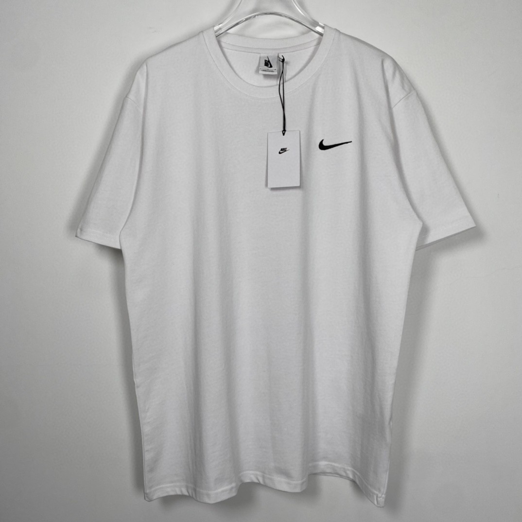 Nike stussy SS23经典字母图案印花 白色 短袖 圆领 套头 T 恤 夏季 男女同款 DV1775-100