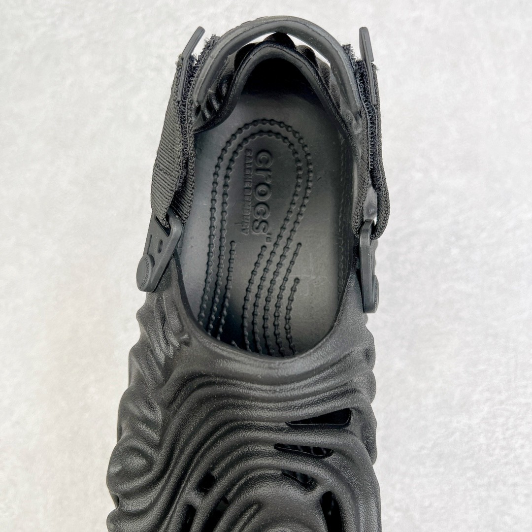 Salehe Bembury Crocs Pollex Clog Sasquatch 黑色 卡骆驰指纹式 脊骨系列 夏日沙滩室内外穿搭休闲涉水洞洞鞋凉拖鞋 男女同款 207393-001