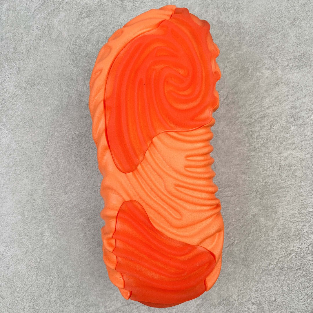 Salehe Bembury Crocs Pollex Clog Cucumber 橙色 卡骆驰指纹式 脊骨系列 夏日沙滩室内外穿搭休闲涉水洞洞鞋凉拖鞋  男女同款  