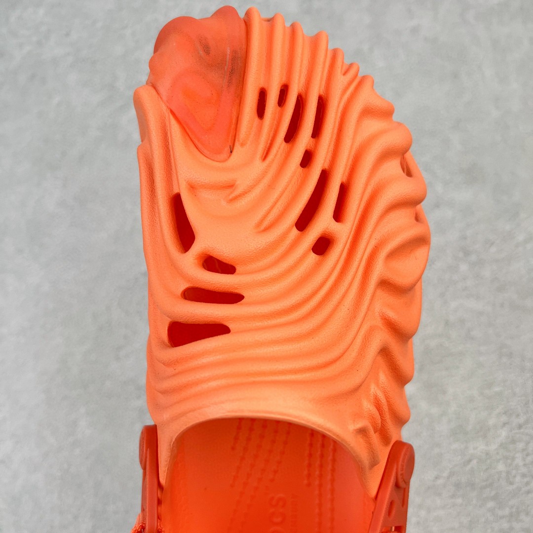 Salehe Bembury Crocs Pollex Clog Cucumber 橙色 卡骆驰指纹式 脊骨系列 夏日沙滩室内外穿搭休闲涉水洞洞鞋凉拖鞋  男女同款  