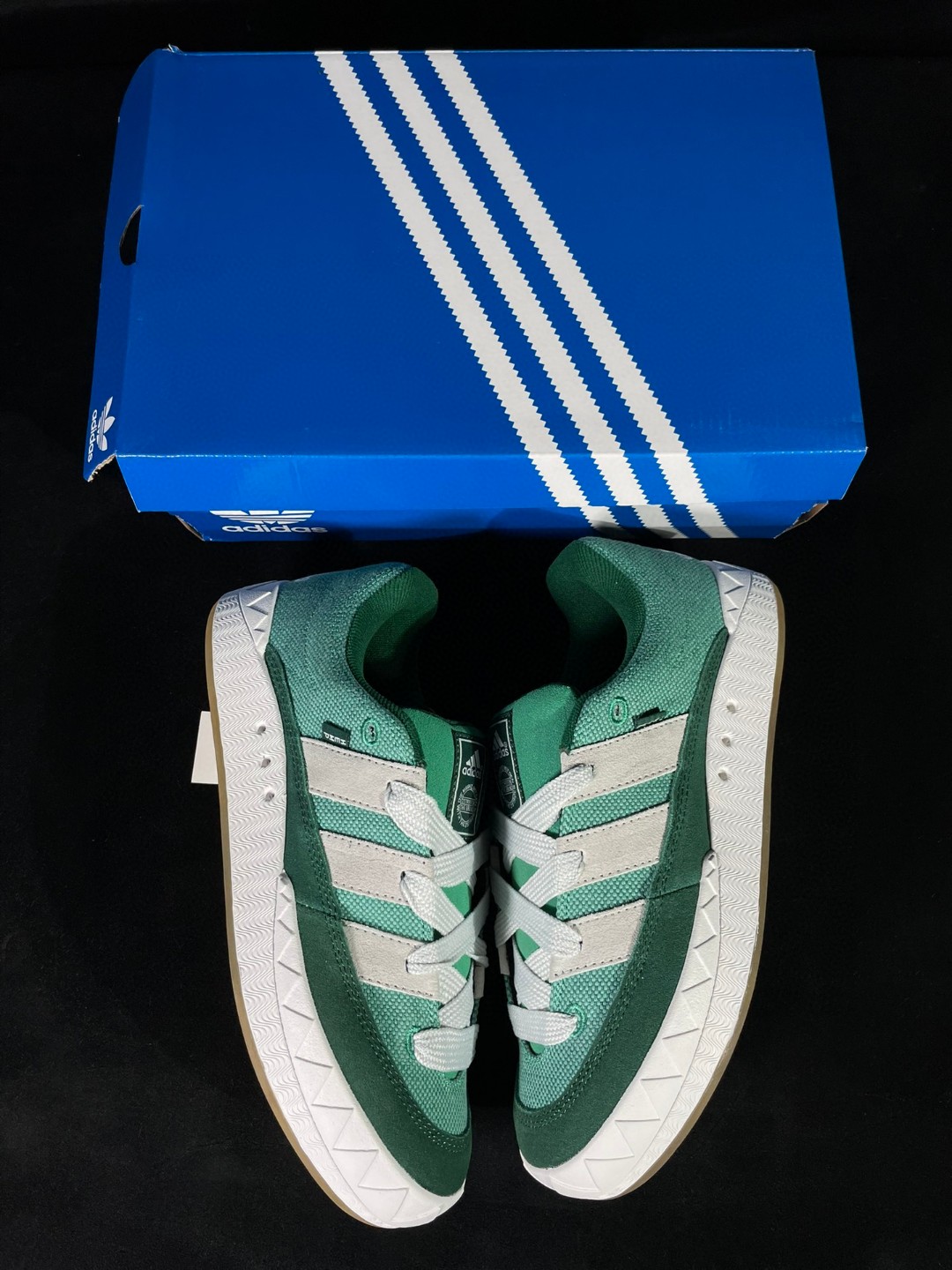 adidas originals Adimatic Hemp 复古鲨鱼面包鞋 白绿 低筒 鲨鱼鞋 板鞋 休闲鞋 运动鞋 HQ6908