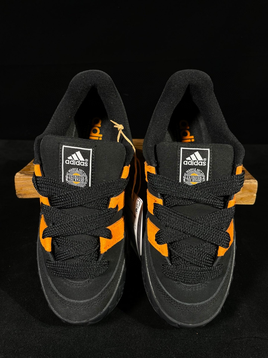 adidas originals Adimatic 复古鲨鱼面包鞋 黑橙 低筒 鲨鱼鞋 板鞋 休闲鞋 运动鞋 GX8976