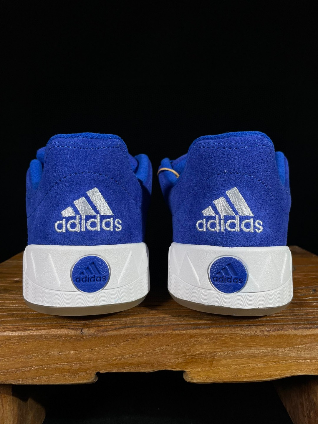 adidas originals Adimatic atmos 复古鲨鱼面包鞋 蓝色 低筒 鲨鱼鞋 板鞋 休闲鞋 运动鞋 GX1828