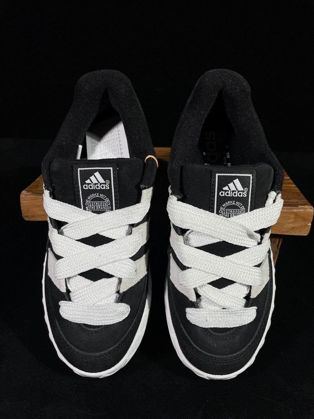 Bad Bunny adidas originals Campus 痞兔联名款 黑浅灰 低筒 鲨鱼鞋 板鞋 休闲鞋 运动鞋 GY5274