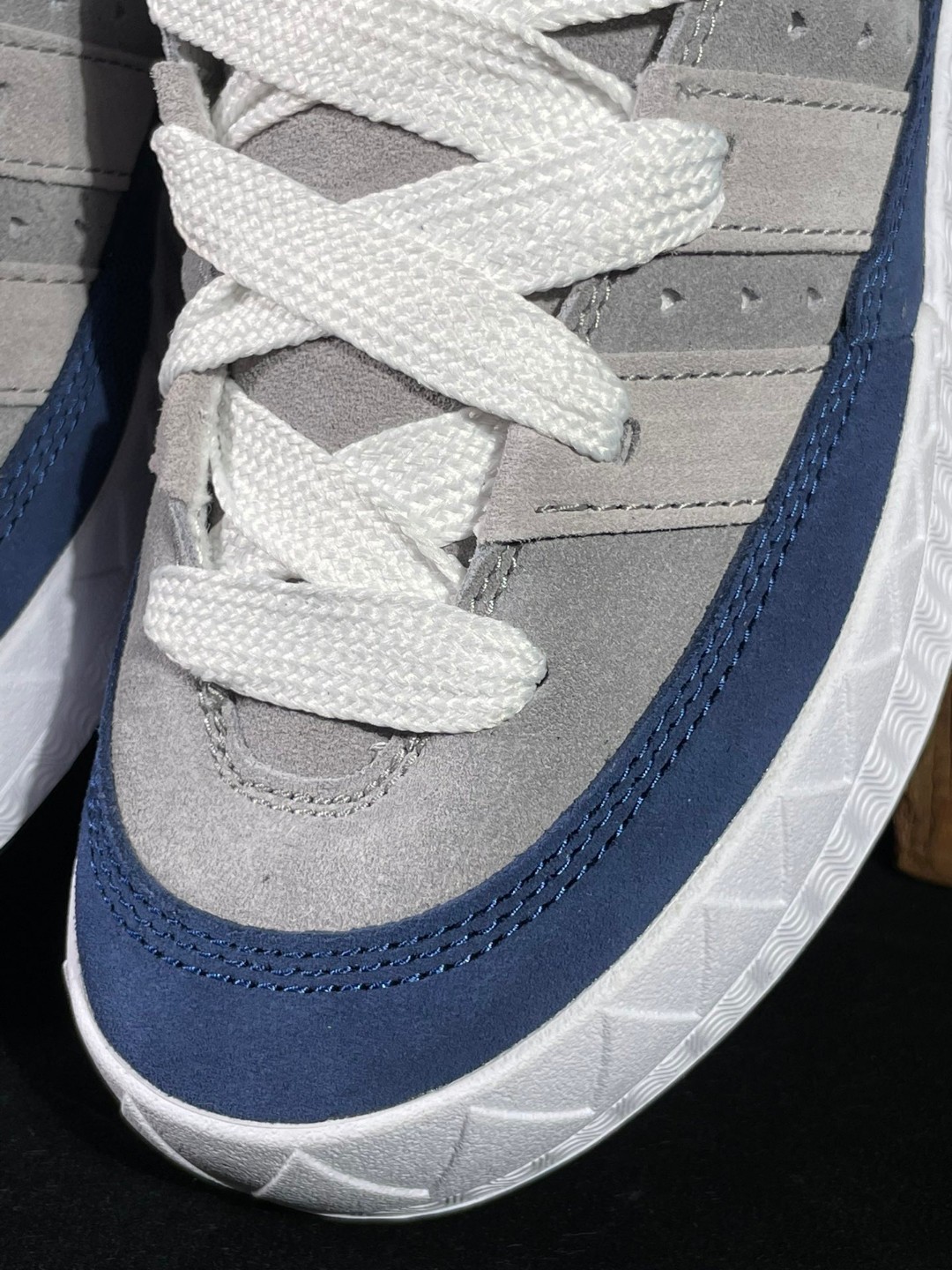 Bad Bunny adidas originals Campus 痞兔联名款 灰蓝 低筒 鲨鱼鞋 板鞋 休闲鞋 运动鞋 HP9915