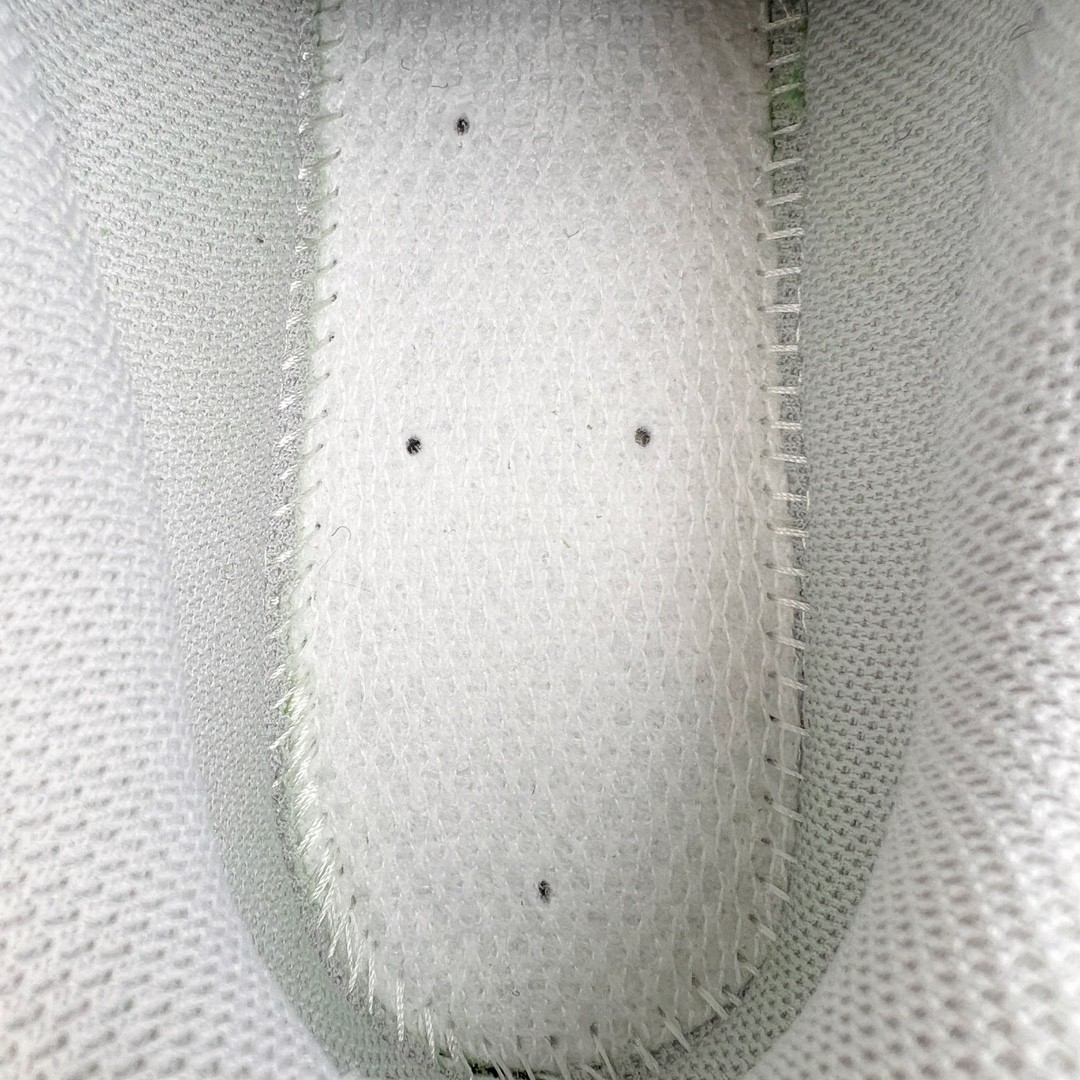 新版 New Balance NB 2002R 绿色 低筒 跑步鞋 运动鞋 休闲鞋 男鞋 女鞋 M2002RGZ