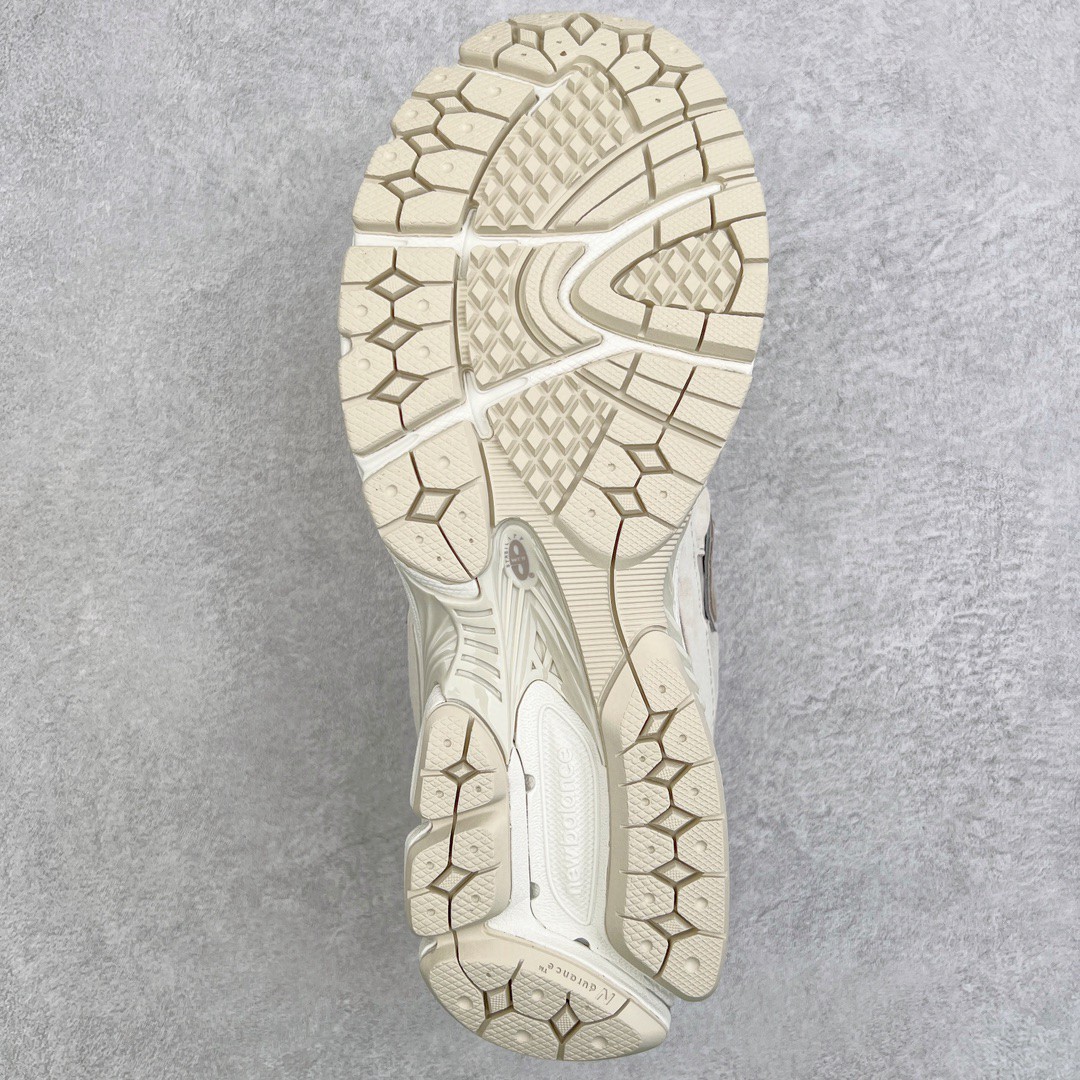 新版 New Balance NB 2002R 浅米色 低筒 跑步鞋 运动鞋 休闲鞋 男鞋 女鞋 