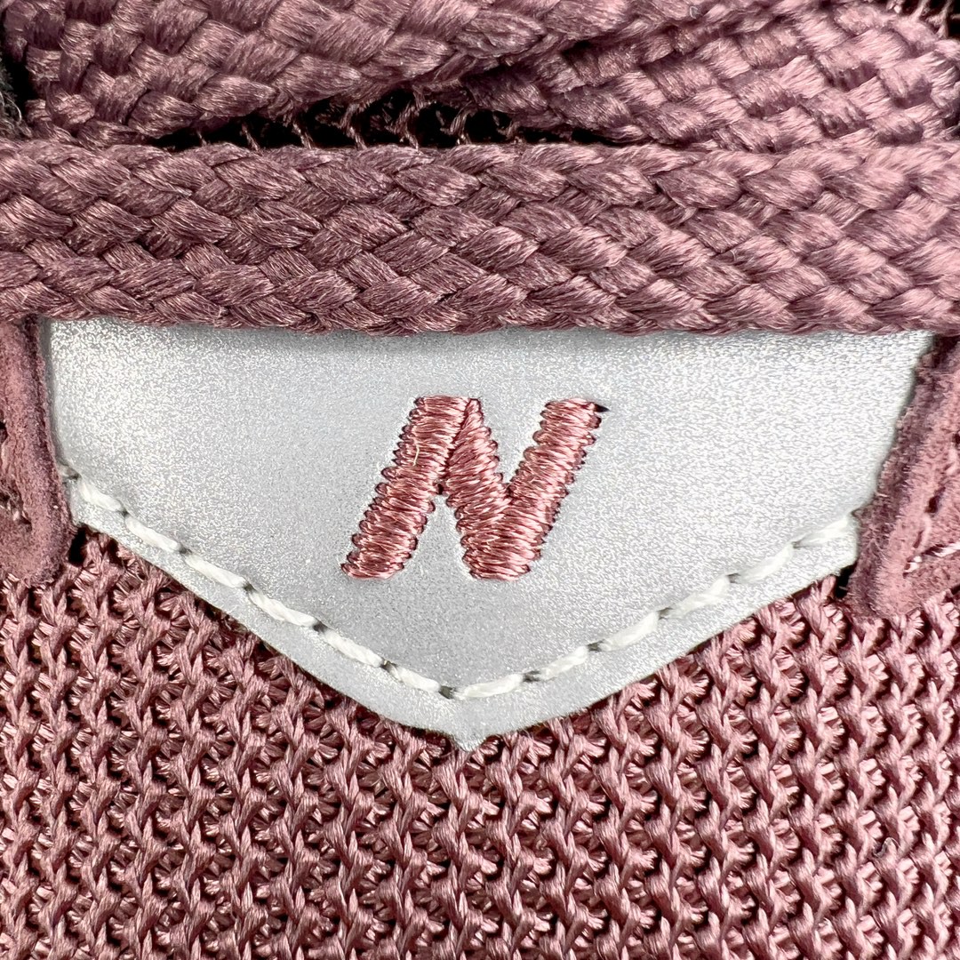 新版 New Balance NB 2002R 红色 低筒 跑步鞋 运动鞋 休闲鞋 男鞋 女鞋 M2002RCD