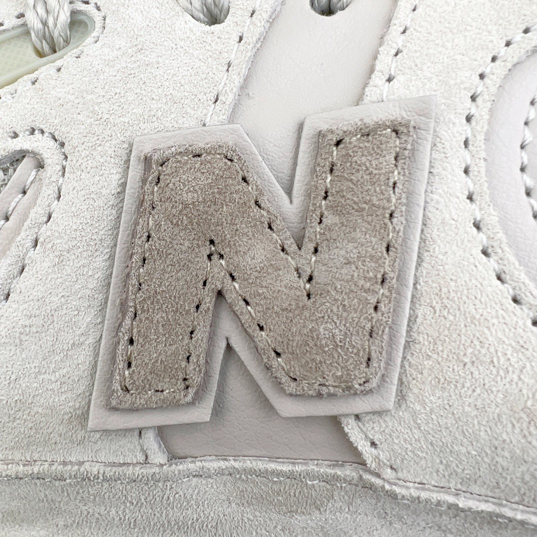 新版 New Balance NB 2002R 浅米色 低筒 跑步鞋 运动鞋 休闲鞋 男鞋 女鞋 