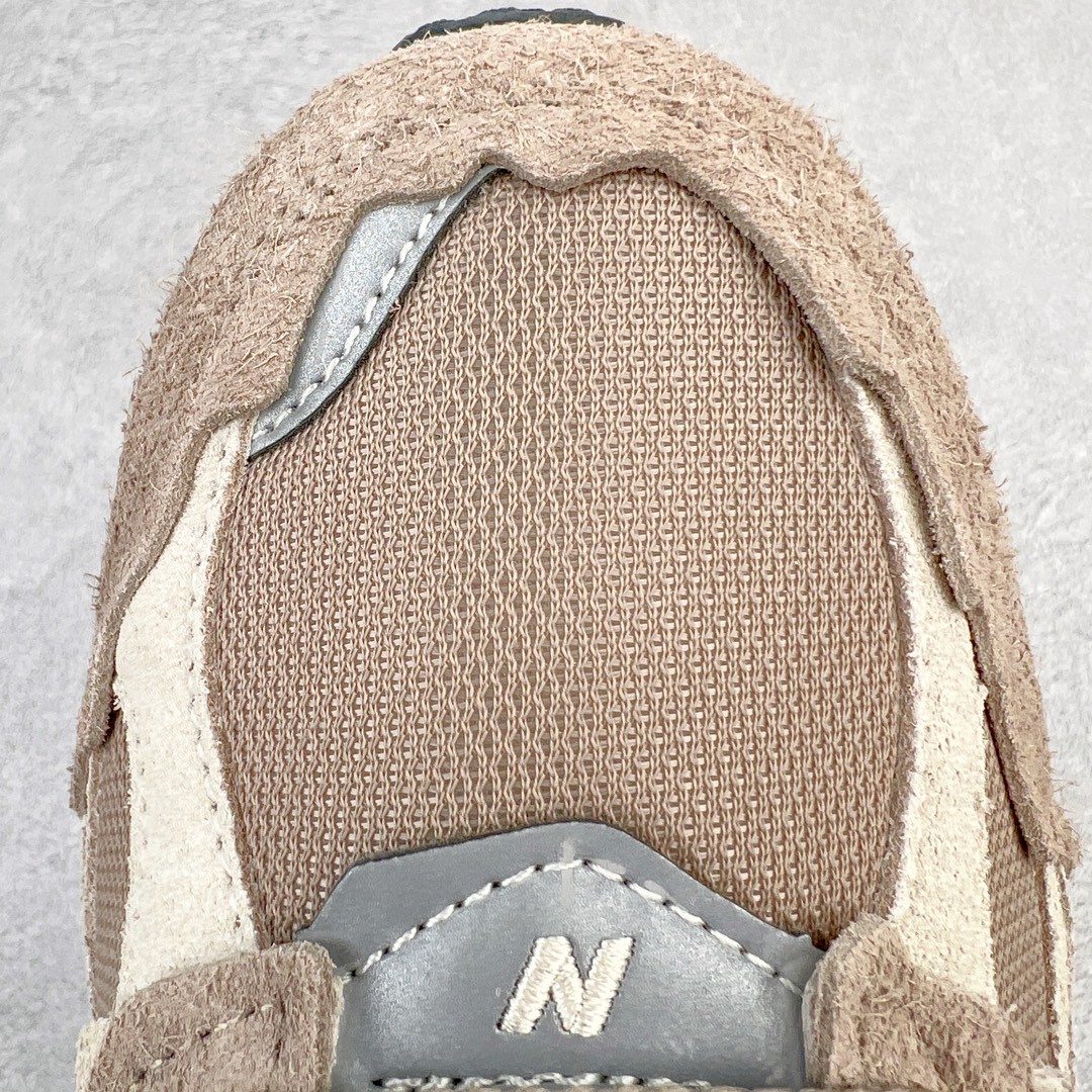 新版 New Balance NB 2002R 浅卡其色 低筒 跑步鞋 运动鞋 休闲鞋 男鞋 女鞋 M2002RDL