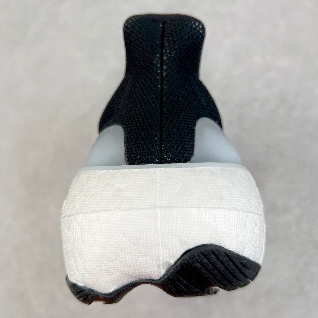 Adidas Ultraboost Light 黑白 低筒 运动鞋 跑步鞋 休闲鞋 男鞋 女鞋 HQ6340