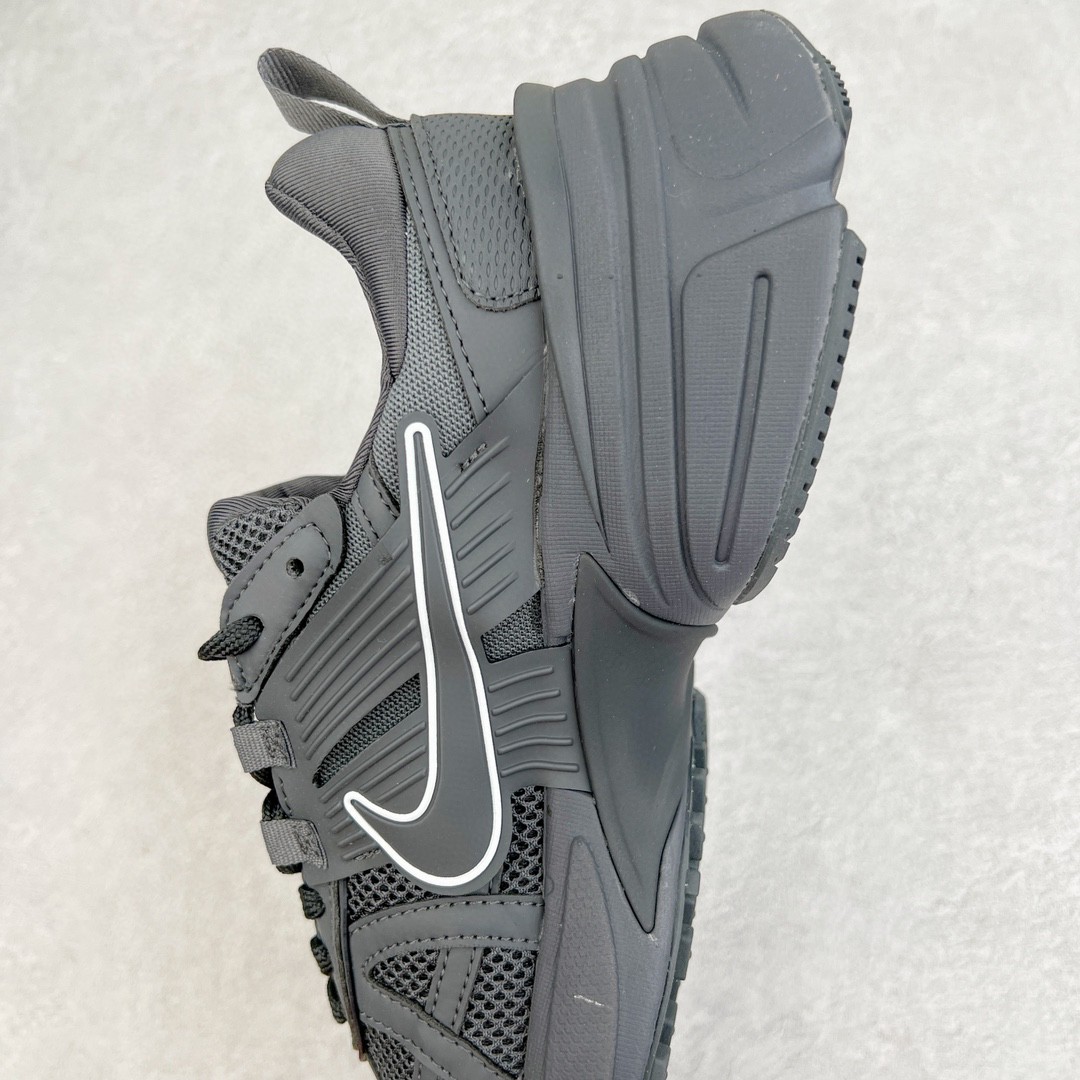 V2K Run Runtekk Summit White Metallic Silver 黑色 低筒 跑步鞋 运动鞋 男鞋 女鞋 