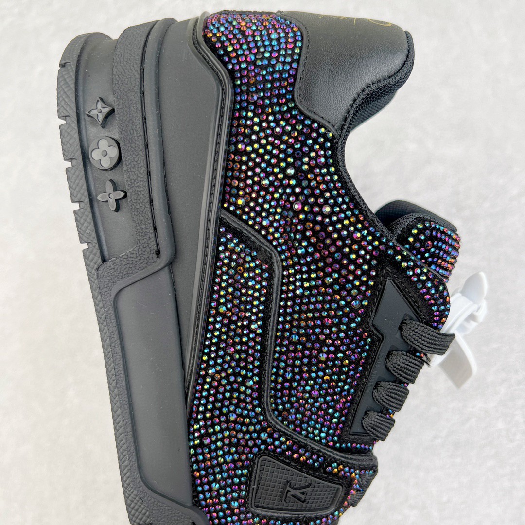 Louis Vuitton 路易威登 Trainer 水晶炫彩带闪 黑满天星 低筒 休闲鞋 板鞋 运动鞋 男鞋 女鞋 1A815H