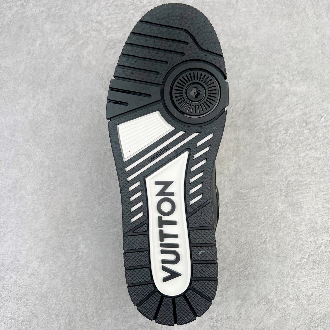 Louis Vuitton 路易威登 Trainer 黑白 低筒 休闲鞋 板鞋 运动鞋 男鞋 女鞋 1A812N