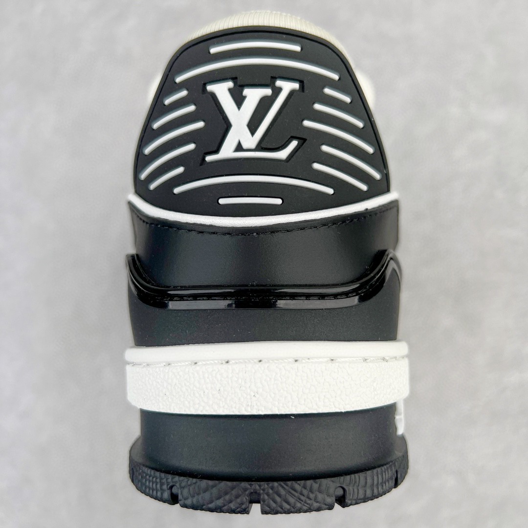 Louis Vuitton 路易威登 Trainer 黑白 低筒 休闲鞋 板鞋 运动鞋 男鞋 女鞋 1A812N