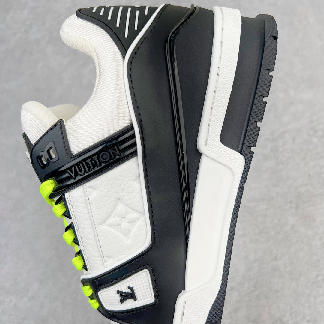 Louis Vuitton 路易威登 Trainer 黑白 低筒 休闲鞋 板鞋 运动鞋 男鞋 女鞋 1A812N