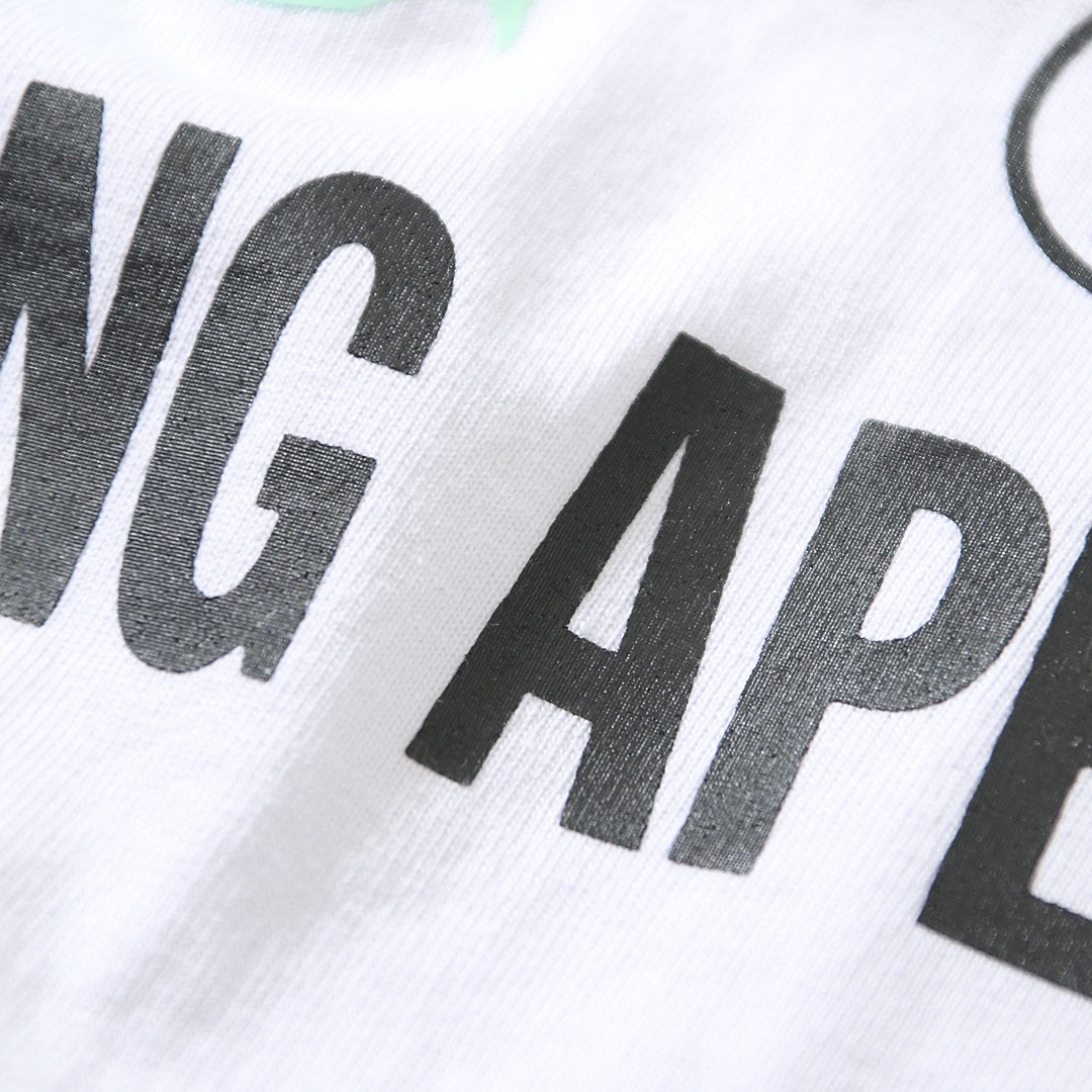A BATHING APEA Bape 夜光迷彩猿人头图案 白色 圆领 T恤 短袖 夏款 男女同款 0ZXTEM110040I