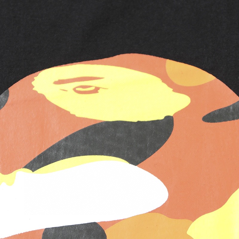 A BATHING APEA Bape 1st Camo Big Ape Head Tee 迷彩猿人头图案 白色 黑色 圆领 T恤 短袖 夏款 男女同款 1D80-110-012