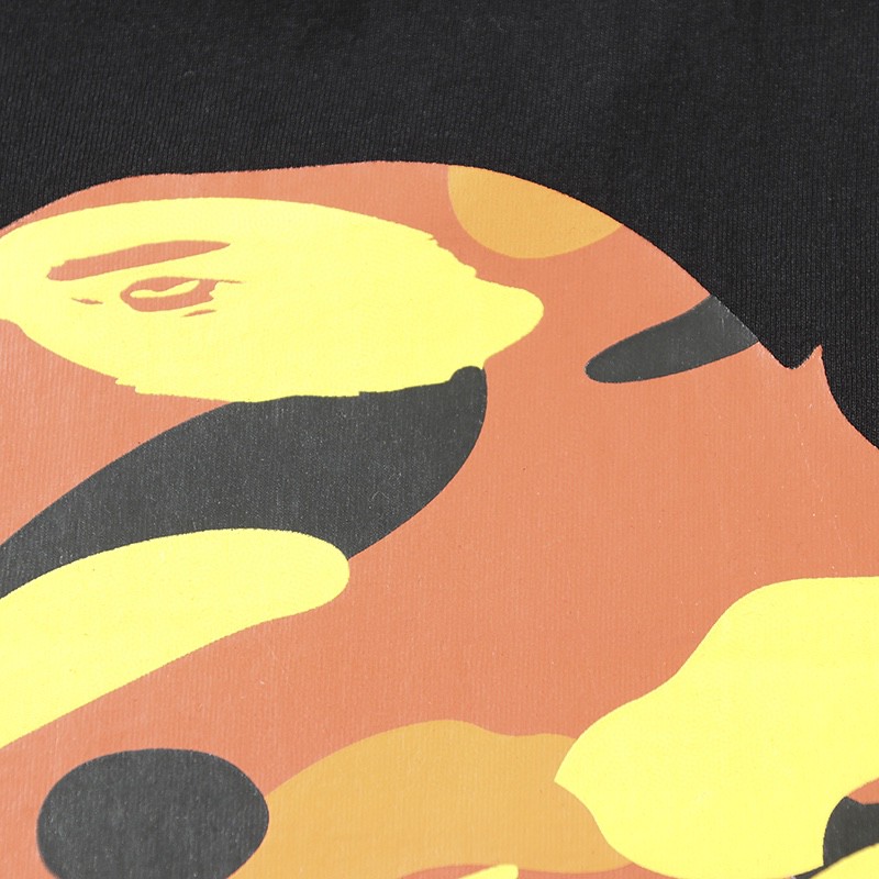 A BATHING APEA Bape 1st Camo Big Ape Head Tee 迷彩猿人头图案 白色 黑色 圆领 T恤 短袖 夏款 男女同款 1D80-110-012