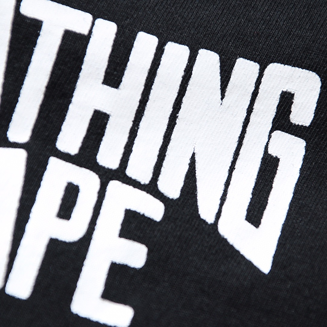 A BATHING APEA Bape 猿人头图案字母logo 黑色 圆领 T恤 短袖 夏款 男女同款 
