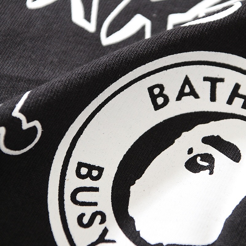 A BATHING APEA Bicolor Bape Graffiti Tee 后背涂鸦印花 黑色 白色 圆领 T恤 短袖 夏款 男女同款 1H30-110-071