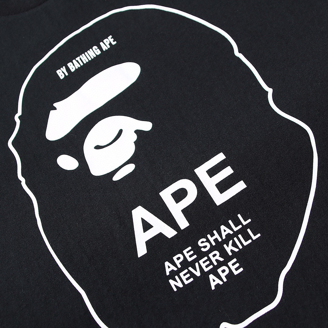 A BATHING APEA Bape 猿人头图案字母logo 黑色 圆领 T恤 短袖 夏款 男女同款 