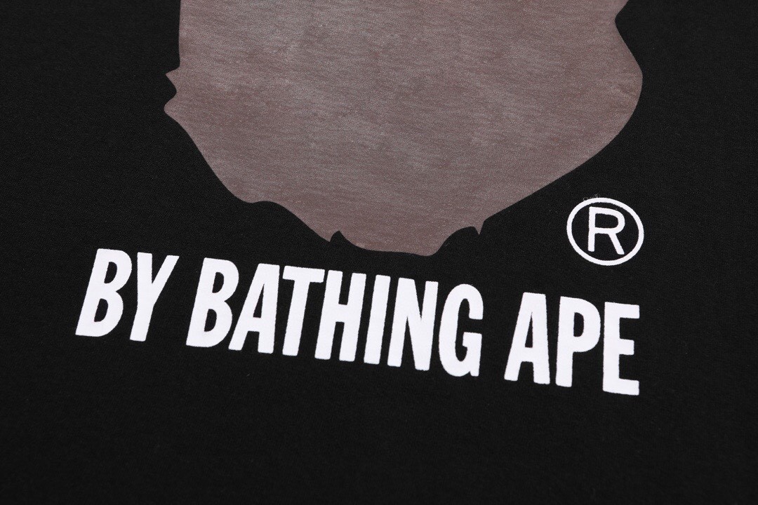 A BATHING APEA BAPE By Bathing Ape 猿人头图案印花 白色 红色 黄色 粉色 黑色 圆领 T恤 短袖 夏款 男女同款 0ZXTEM110003E