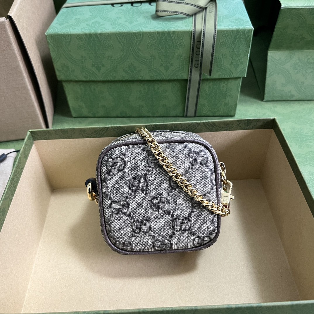 GUCCI 古驰 双G徽标 草莓挂饰老花Logo帆布拼皮 盒子包 钱包 零钱包 女款 棕色 726252-UIQAG-9870