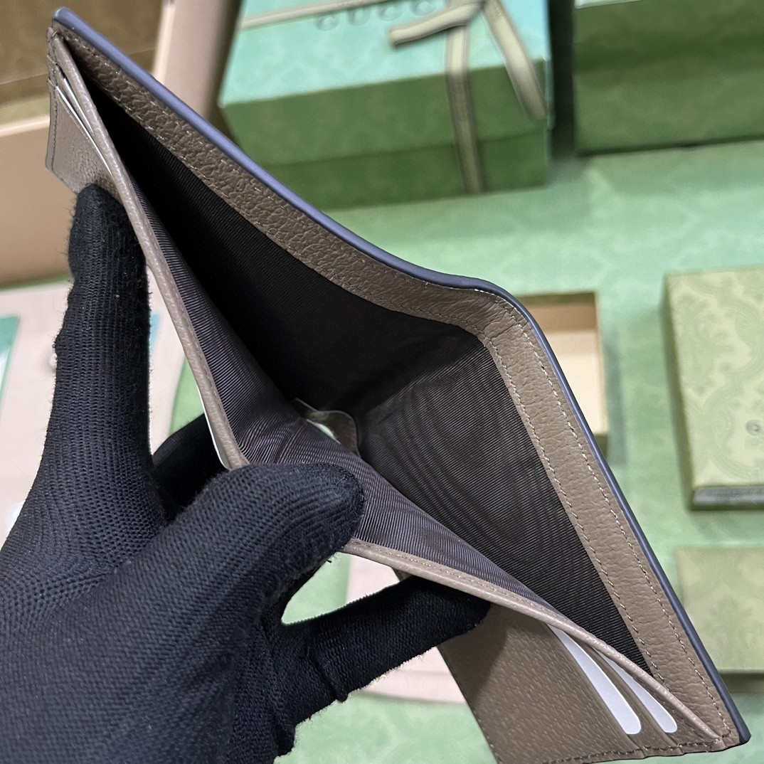 GUCCI 古驰 GG Marmont 马蒙银标 Logo 皮革 双折 短款 钱夹 钱包 灰色 男女同款