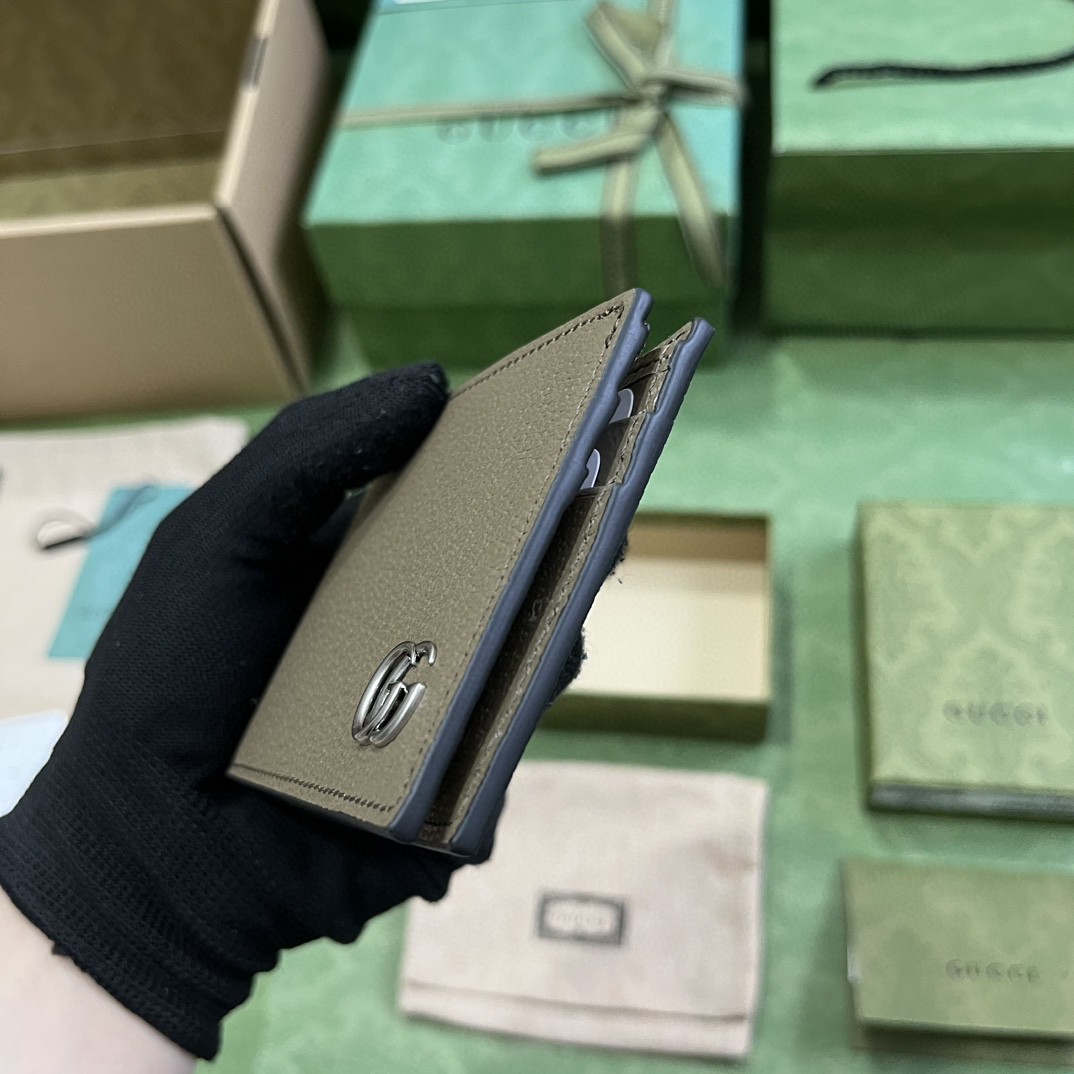 GUCCI 古驰 GG Marmont 马蒙银标 Logo 皮革 双折 短款 钱夹 钱包 灰色 男女同款