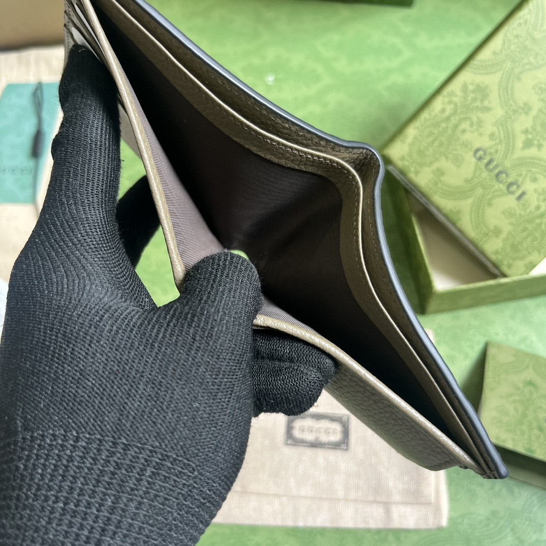 GUCCI 古驰 双G徽标压印翻盖开合 皮革 短款 钱夹 钱包 男女同款 灰色 