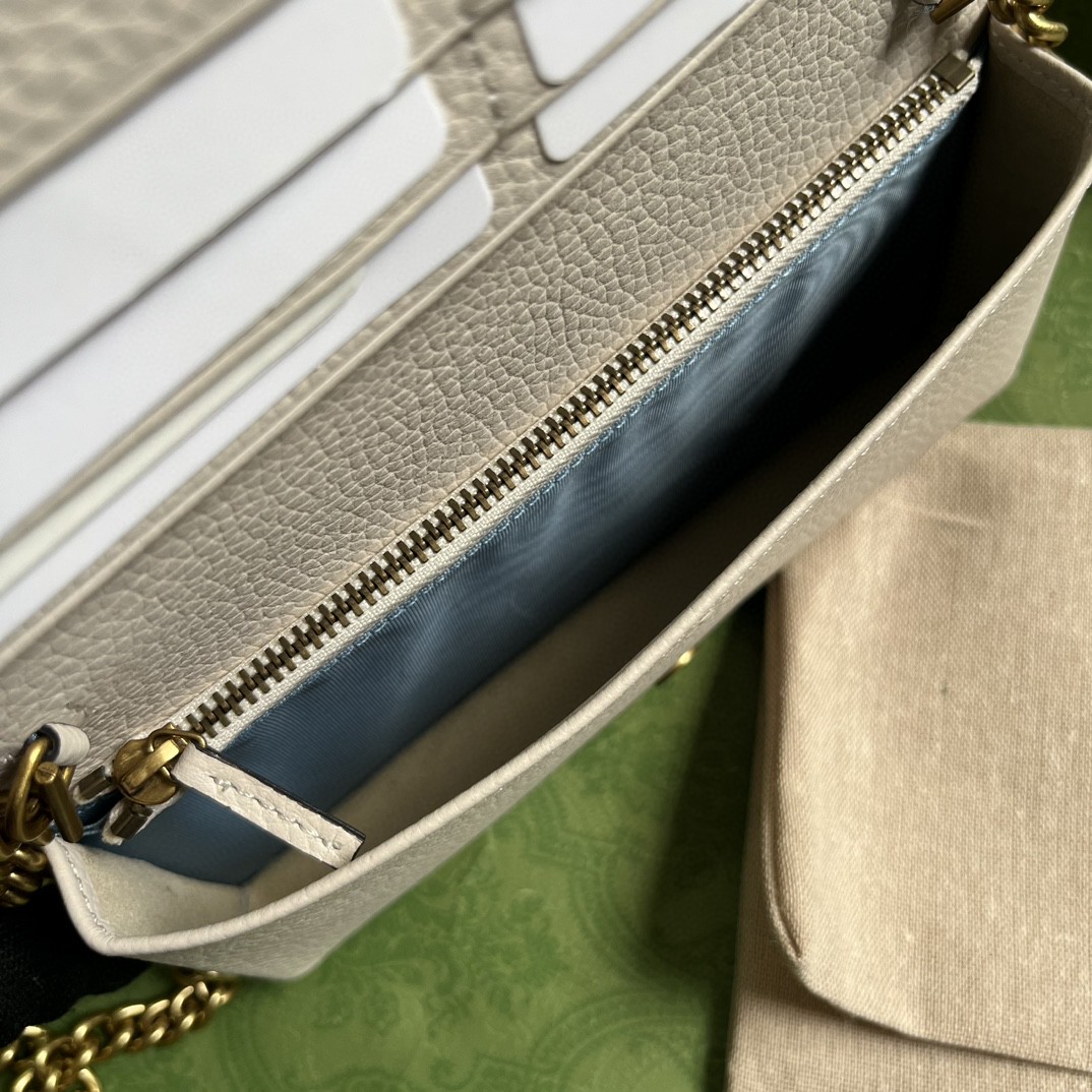 GUCCI 古驰 互扣式双G蟒蛇皮链条钱包 单肩包 斜挎包 女款 白色 746056-AACAO-5741