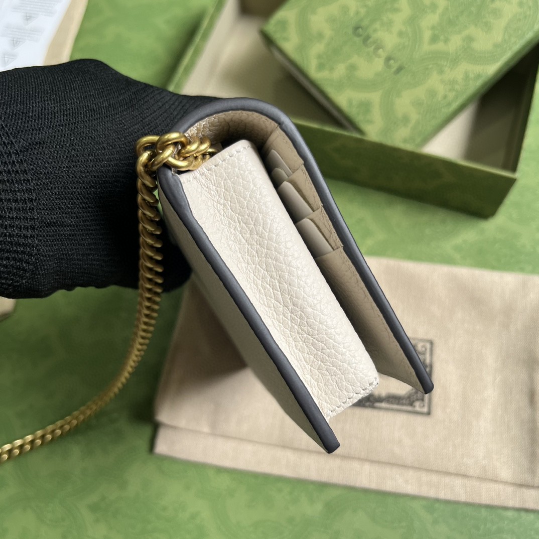 GUCCI 古驰 互扣式双G蟒蛇皮链条钱包 单肩包 斜挎包 女款 白色 746056-AACAO-5741