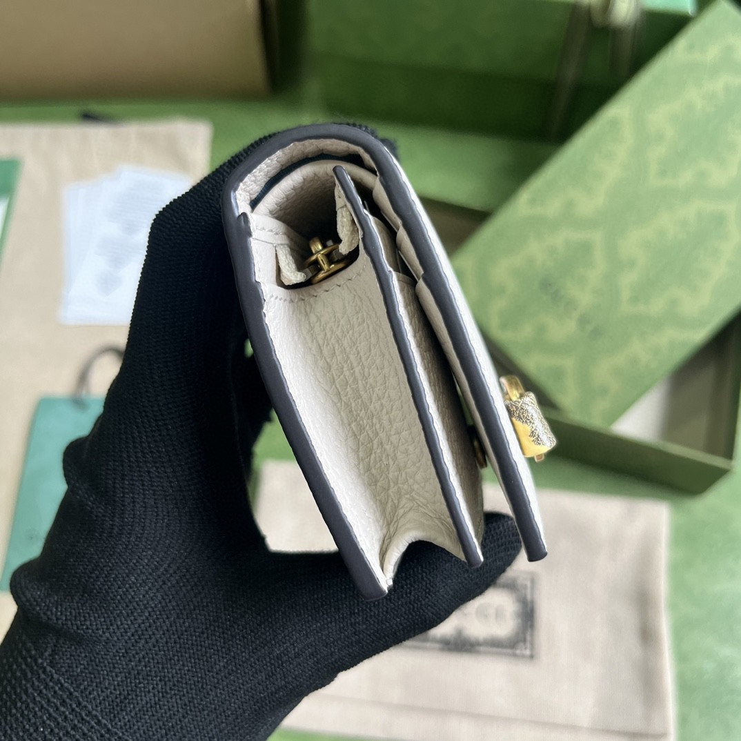 GUCCI 古驰 互扣式双G 按扣开合 钱包 钱夹 女款 白色 746059-AACAO-5741