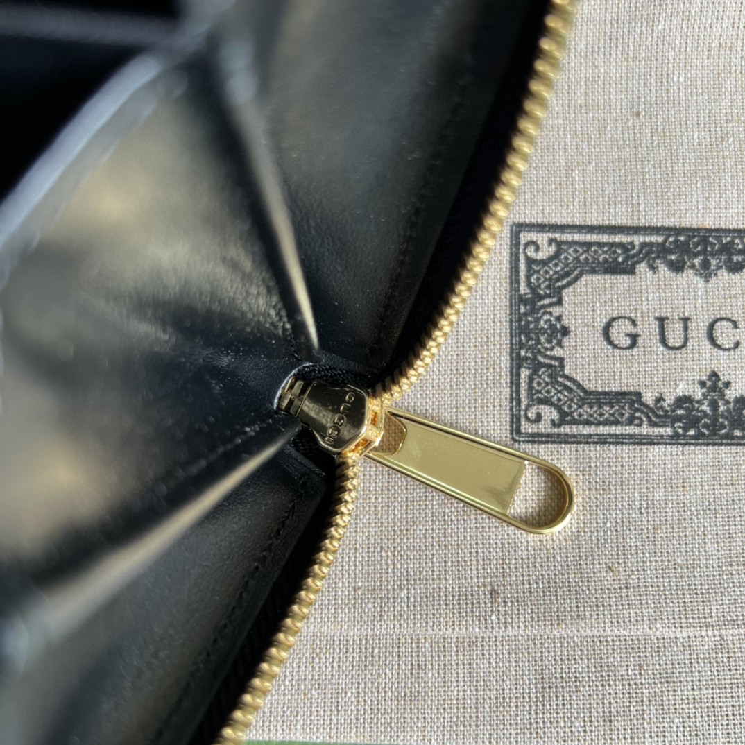GUCCI 古驰 金属饰面拉链开合 双G珩缝 长款 皮革 钱包 女款 黑色 723784-UM8IG-1000