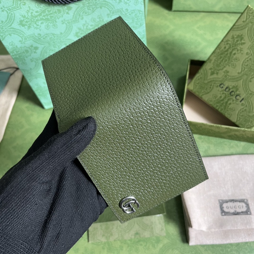 GUCCI 古驰 GG Marmont 系列马蒙银标Logo 短款 证件包 钱夹 钱包 男女同款 绿色 428726-DJ20F-3352