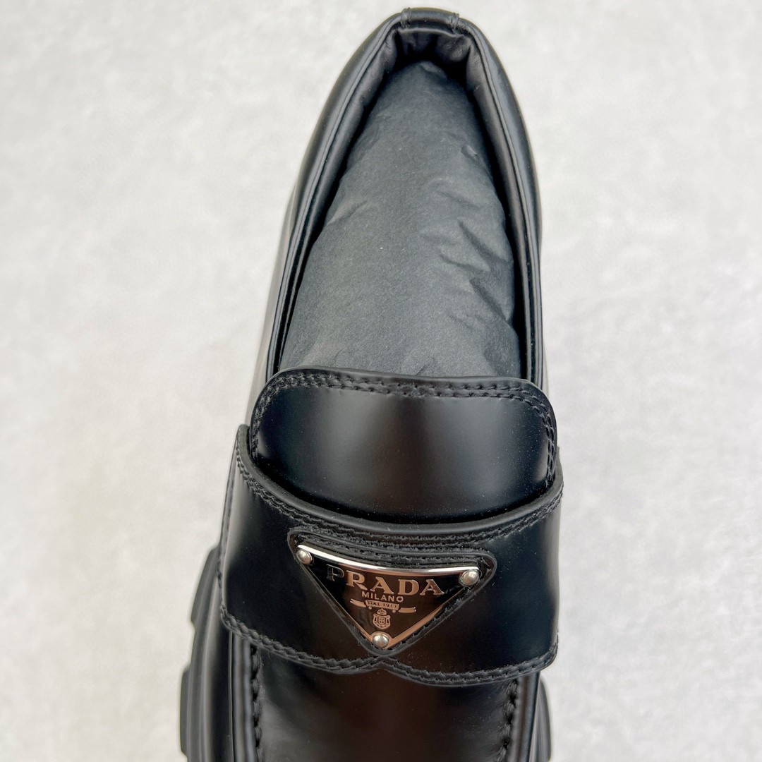 PRADA 普拉达 Monolith 亮面皮革徽标 套穿 低筒 乐福鞋 皮鞋 厚底鞋 女款 黑色 2DE129_B4L_F0002