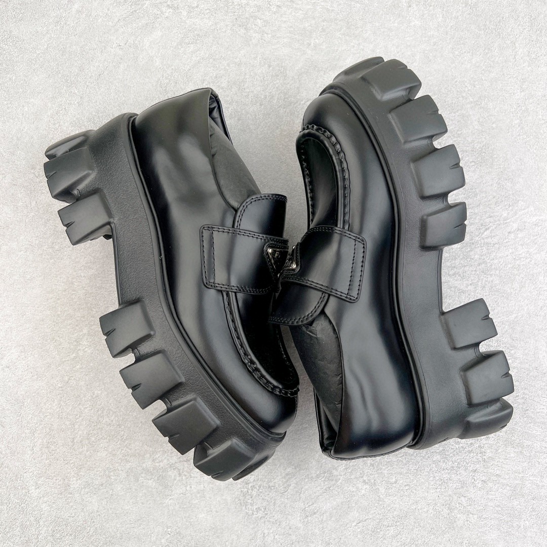 PRADA 普拉达 Monolith 亮面皮革徽标 套穿 低筒 乐福鞋 皮鞋 厚底鞋 女款 黑色 2DE129_B4L_F0002