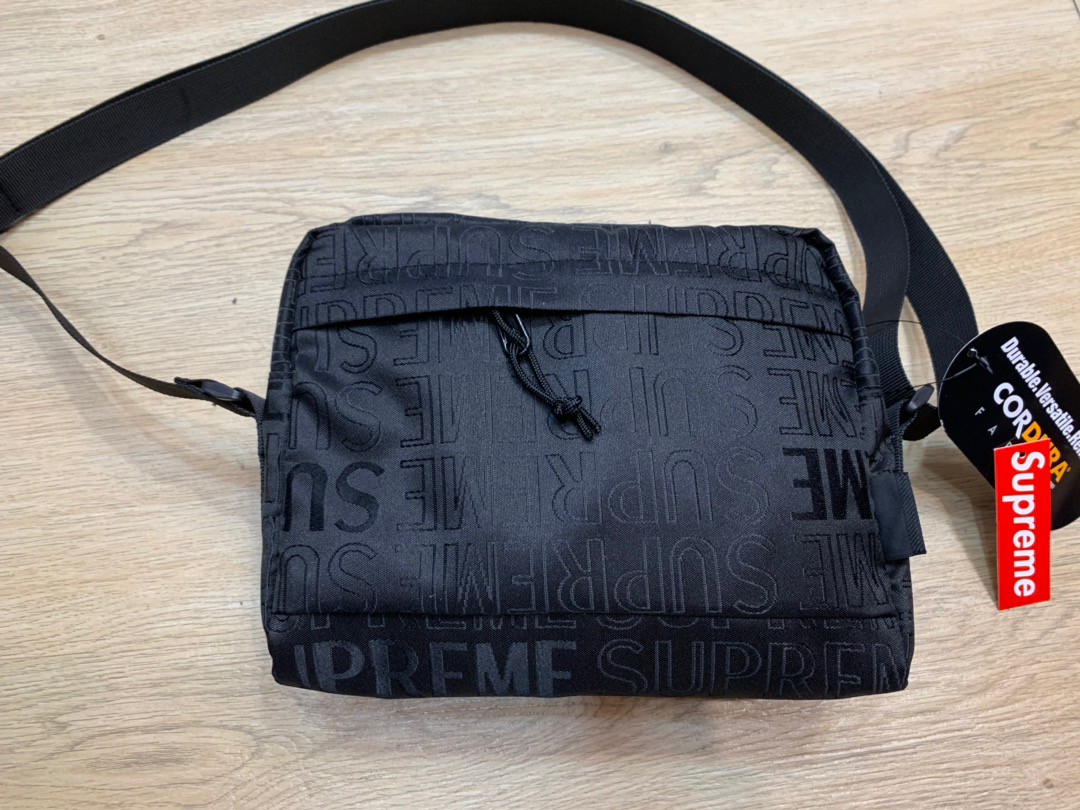 Supreme 字母满印 尼龙 斜挎包 单肩包 黑色 SUP-SS19-031