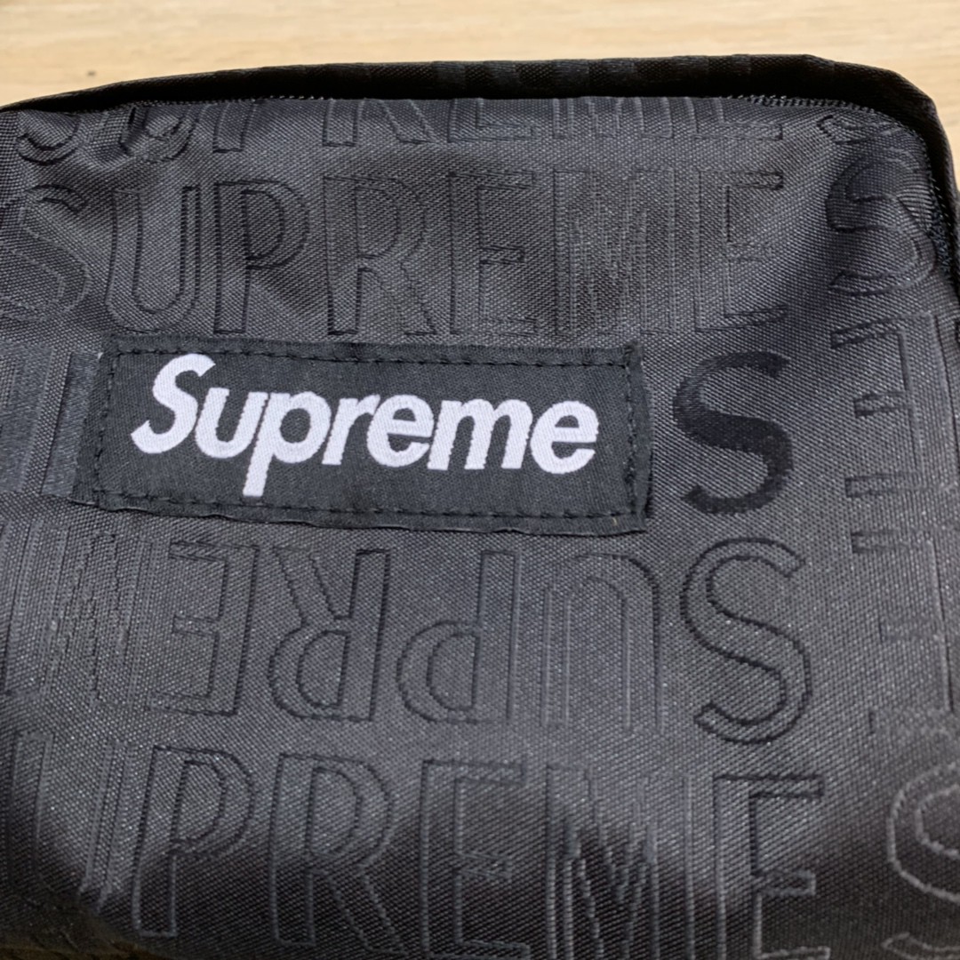 Supreme 字母满印 尼龙 斜挎包 单肩包 黑色 SUP-SS19-031