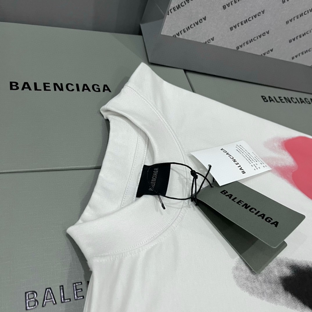 Balenciaga 巴黎世家 字母心形印花 短袖 T恤 圆领 夏季 男女同款 白色