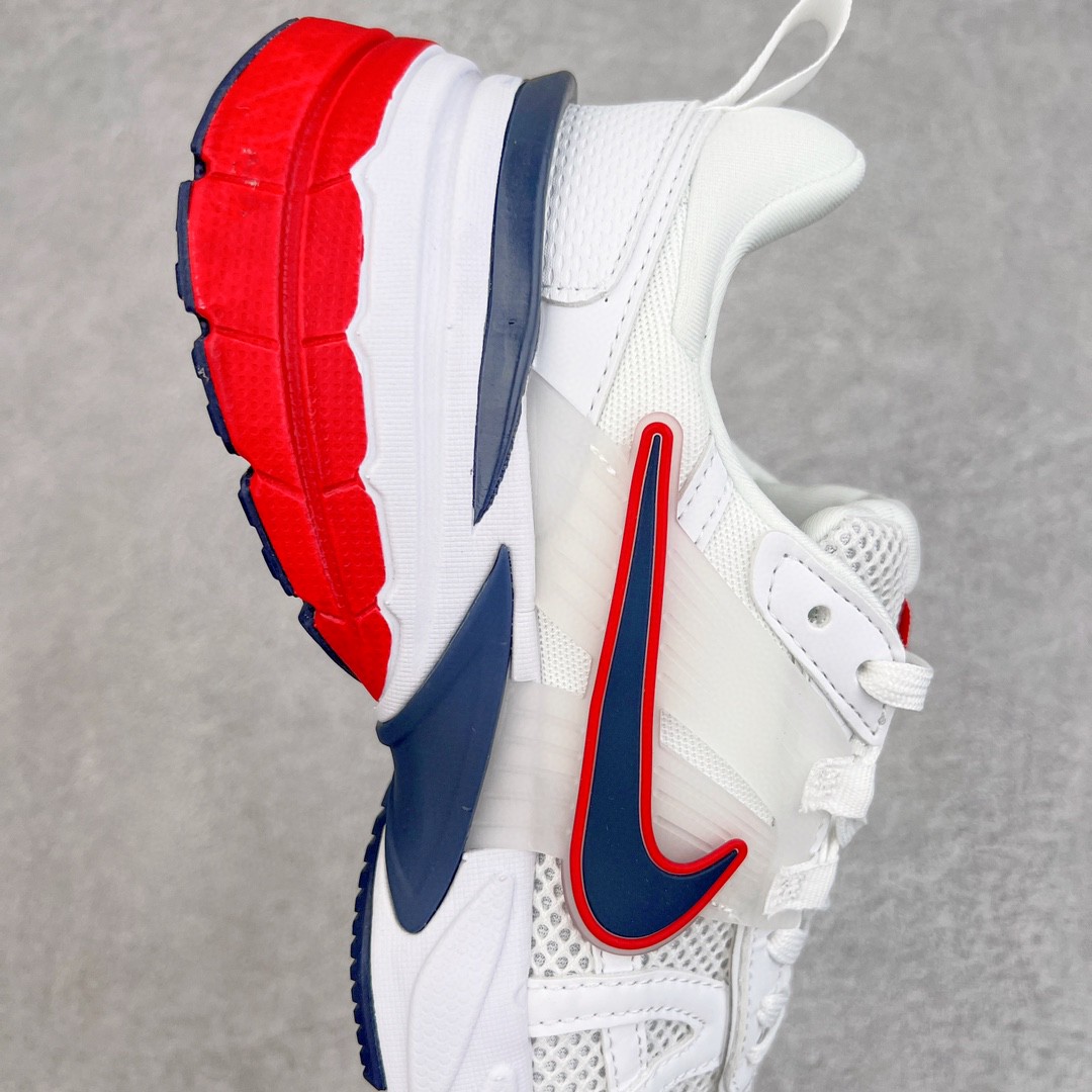 V2K Run Runtekk 低筒 跑步鞋 运动鞋 男鞋 女鞋 白红