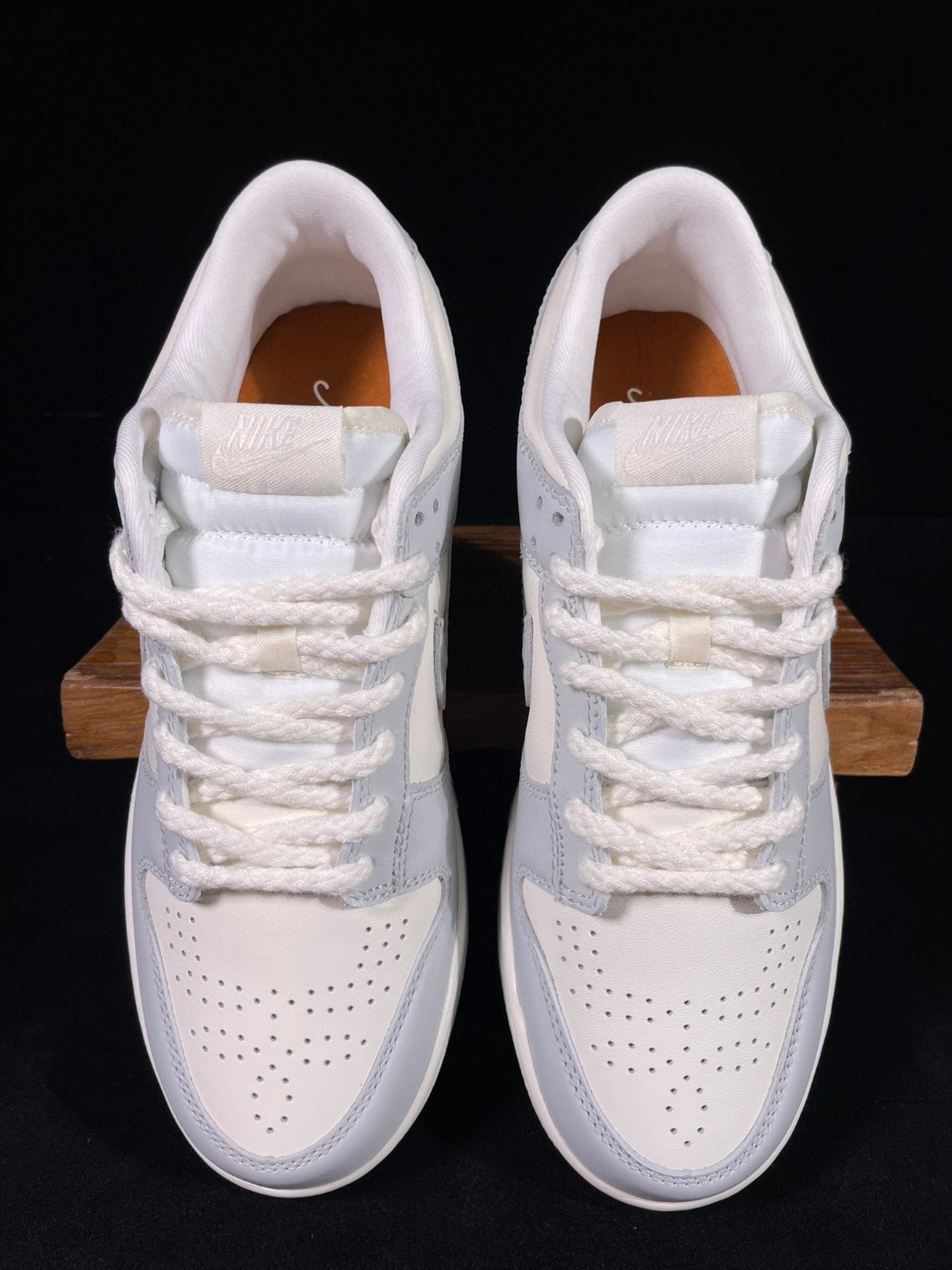 Nike Dunk Low 浮雕 低筒 休闲鞋 板鞋 男鞋 女鞋 灰色 FJ4553-133