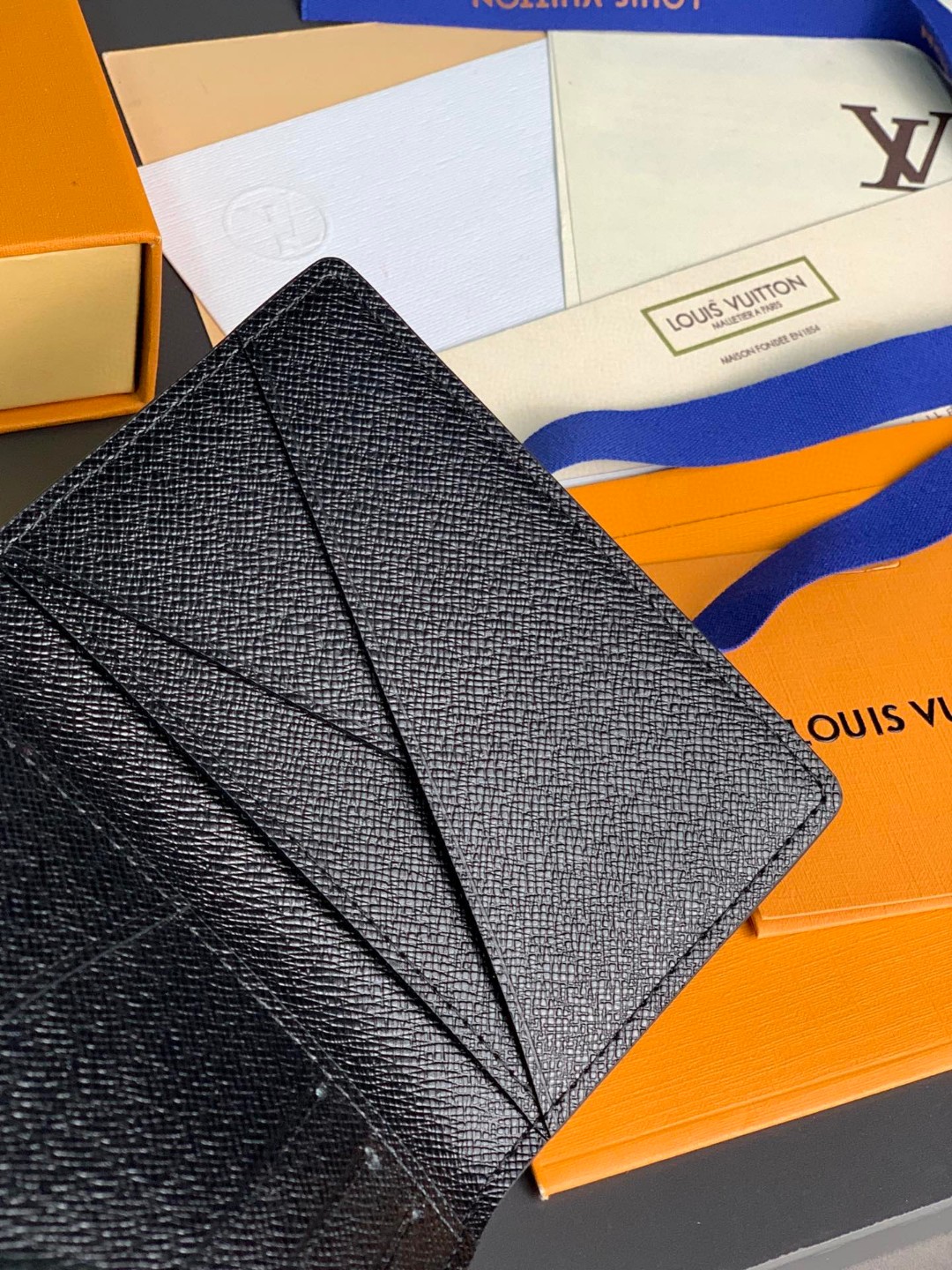 LOUIS VUITTON 路易威登 经典老花印花 钱夹 钱包 卡包 名片夹 男女同款 灰黑色 